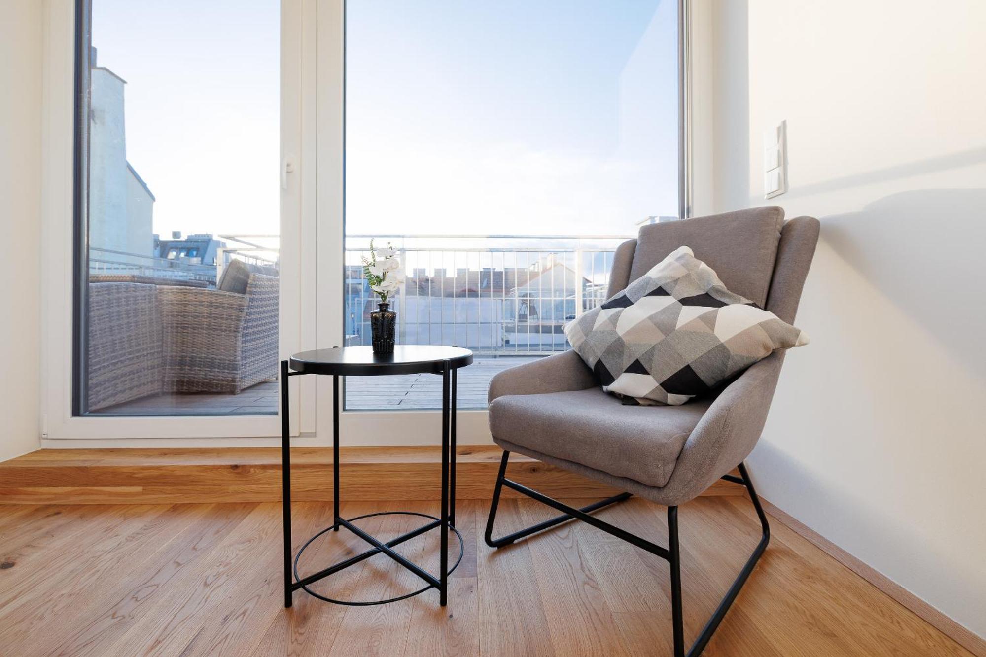 Symphony 41 - Modern Loft With Terrace And Grill In Location Vienne